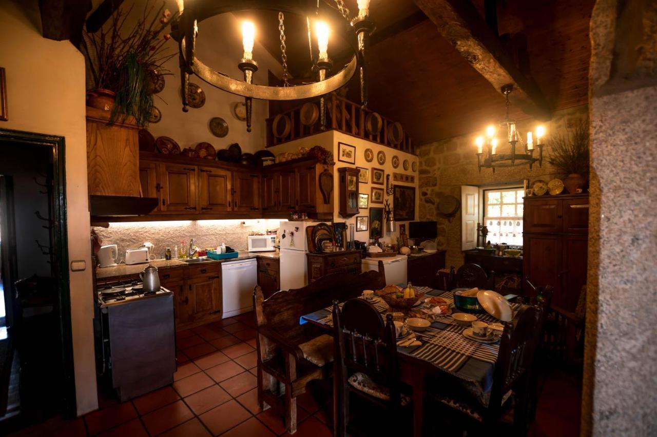 Bed and Breakfast Solar Dos Carvalhos Sernancelhe Exterior foto